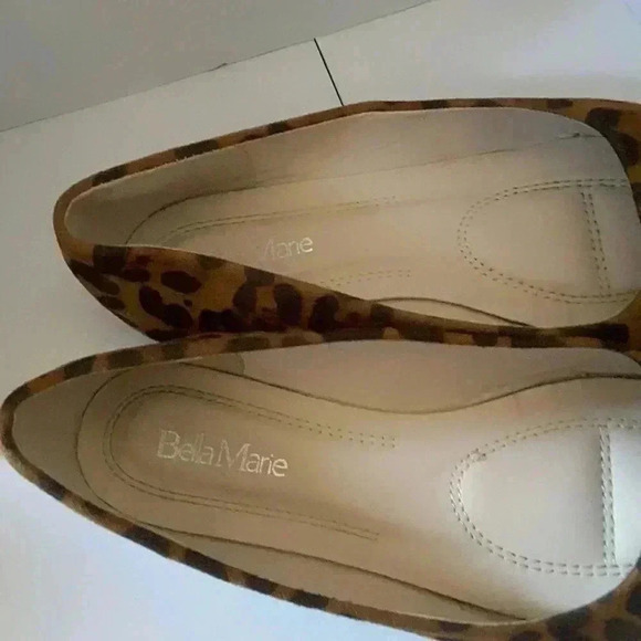 Bella Marie Leopard suede flats 7.5 - Picture 3 of 9